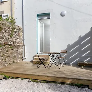 Appartement Limestra - Studio Rénové Avec Terrasse Privative En Hypercentre Lit Simple, Brest